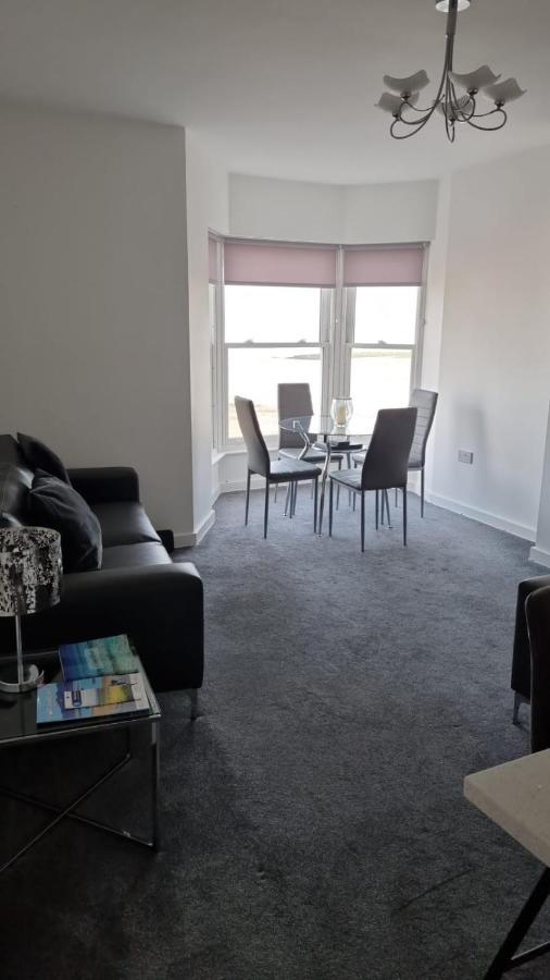 Apartment 302 241 Marine Rad มอร์คัมบ์ ภายนอก รูปภาพ